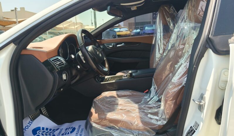 
								mercedes benz cls 400 gcc full									