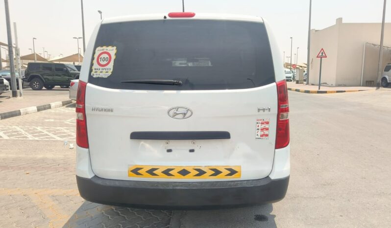
								hyundai h1 gcc 2020 full									