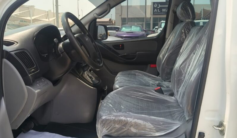 
								hyundai h1 gcc 2020 full									