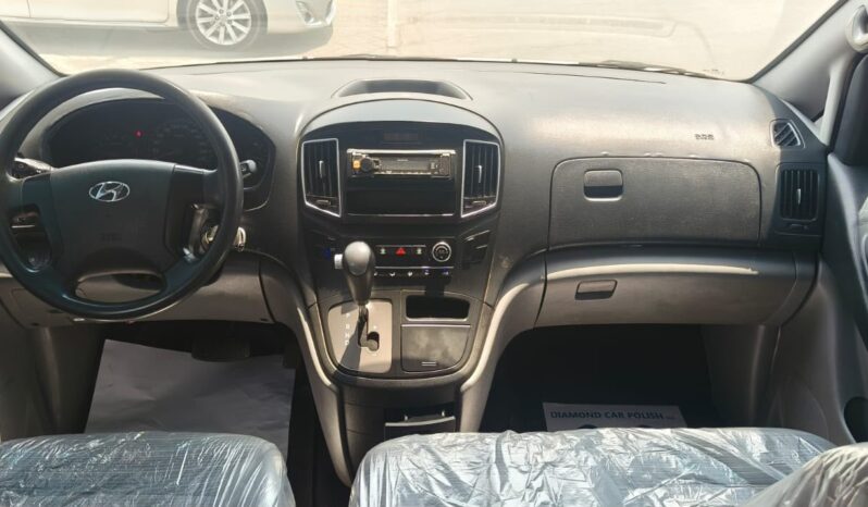 
								hyundai h1 gcc 2020 full									