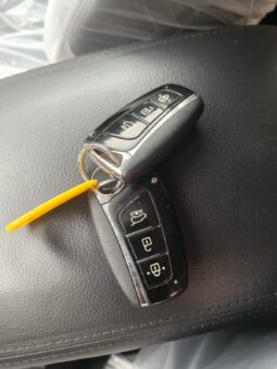
										Hyundai santafee 2015 gcc full									