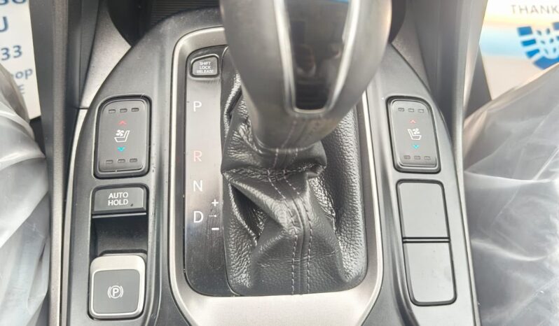 
								Hyundai santafee 2015 gcc full									