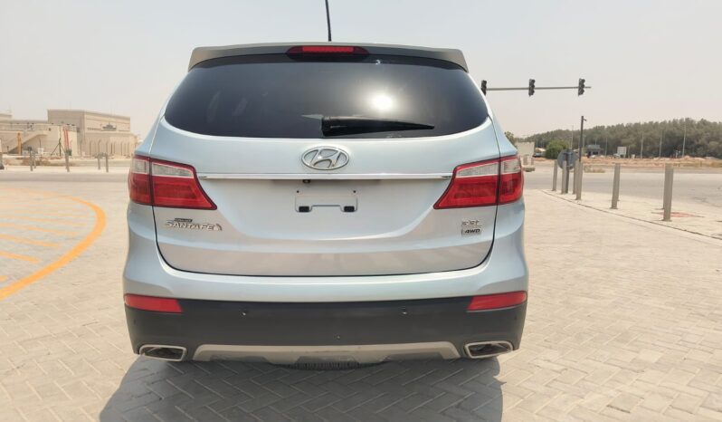
								Hyundai santafee 2015 gcc full									