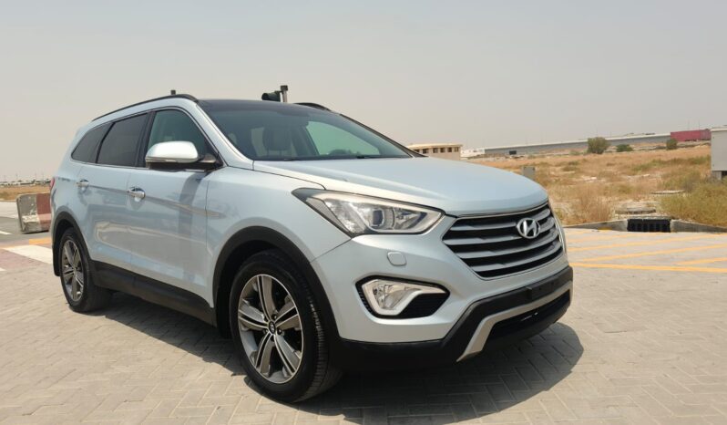 
								Hyundai santafee 2015 gcc full									