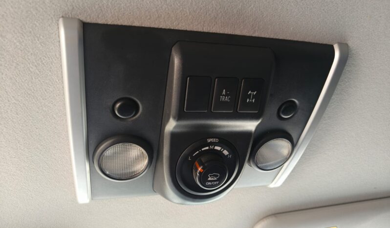 
								Toyota fj cruiser 2015 gcc full									