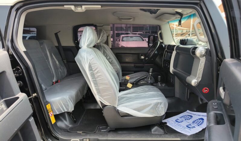 
								Toyota fj cruiser 2015 gcc full									