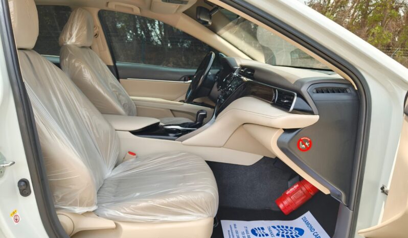 
								Toyota camry se 2019 gcc full									