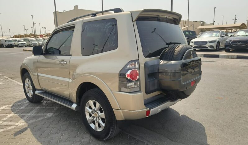 
								Mitsubishi pajero full									