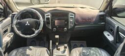 
										Mitsubishi pajero full									