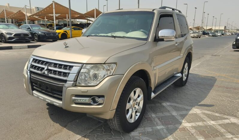 
								Mitsubishi pajero full									