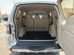 
										Mitsubishi pajero 2018 full option full									
