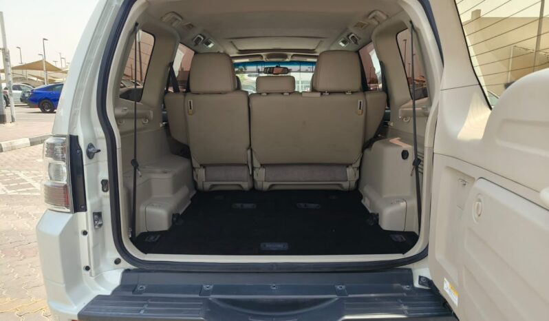 
								Mitsubishi pajero 2018 full option full									
