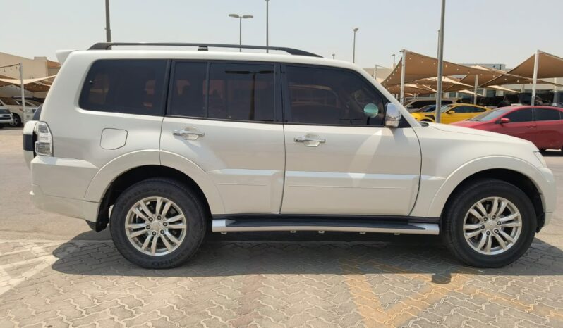 
								Mitsubishi pajero 2018 full option full									