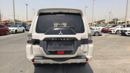 
										Mitsubishi pajero 2018 full option full									