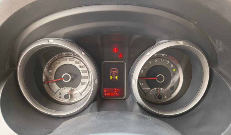 
								Mitsubishi Pajero 2017 full option full									
