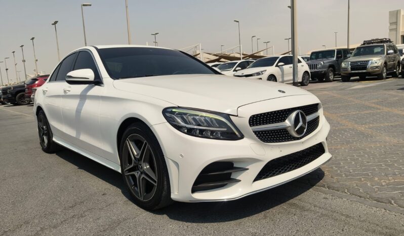 
								mercedes benz c200 2020 gcc full									