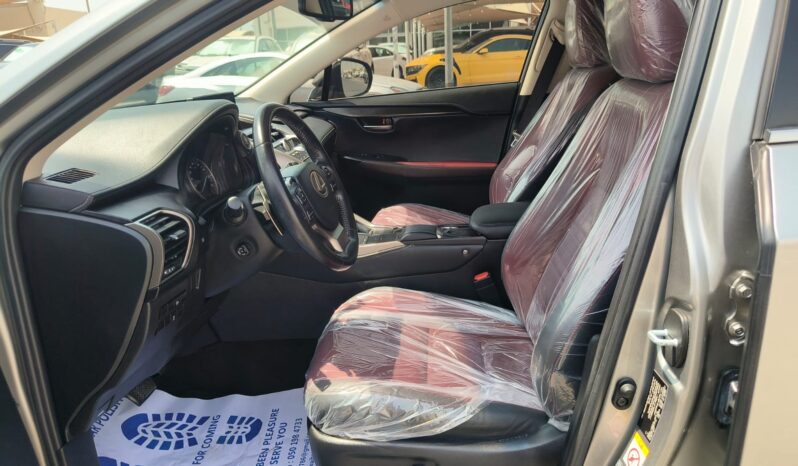 
								Lexus nx300 gcc 2018 full									