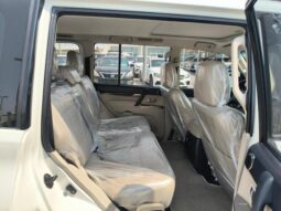 
										Mitsubishi pajero 2017 full option full									