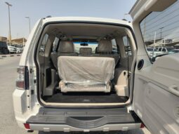 
										Mitsubishi pajero 2017 full option full									