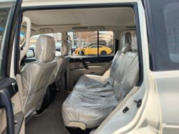 
										Mitsubishi pajero 2017 full option full									