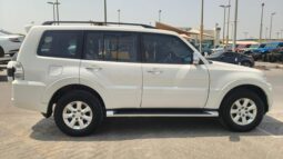 
										Mitsubishi pajero 2017 full option full									