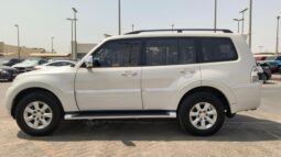 
										Mitsubishi pajero 2017 full option full									