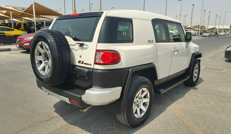 
								Toyota fj cruiser 2017 GCC full									