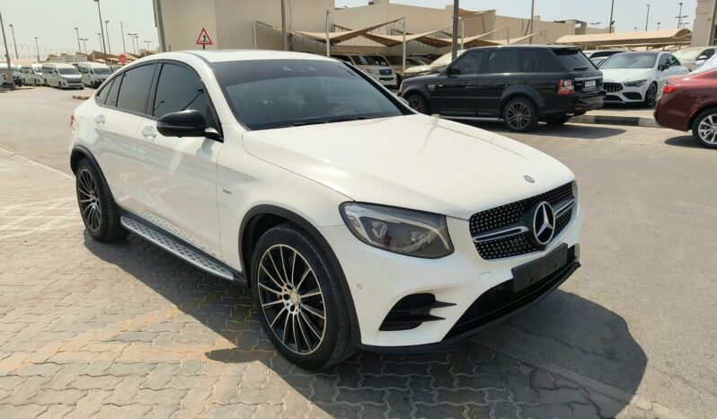 
								mercedes benz GLC250 gcc 2017 full									