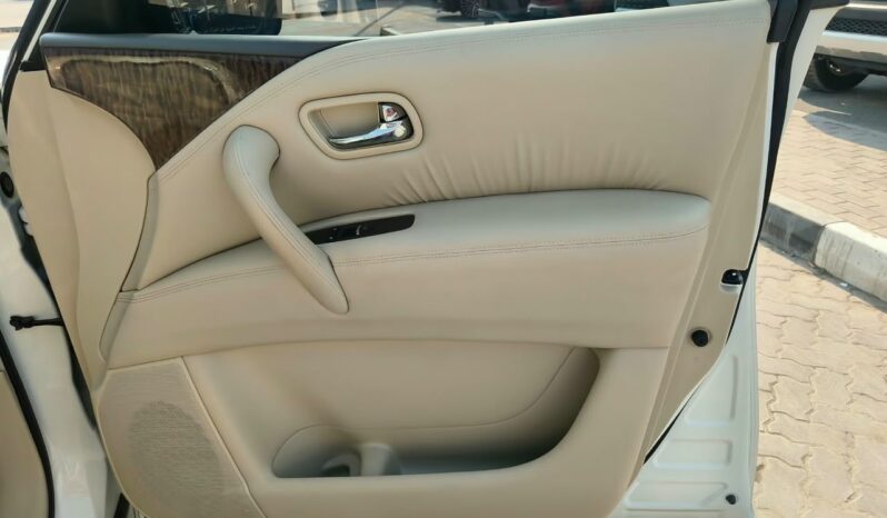 
								Nissan patrol platinum 2013 full									