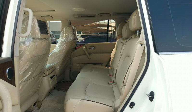 
								Nissan patrol platinum 2013 full									