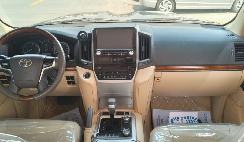 
								LAND CRUISER GXR 2017 full									