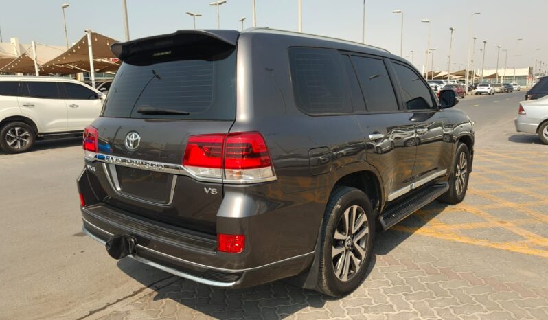 
								LAND CRUISER GXR 2017 full									