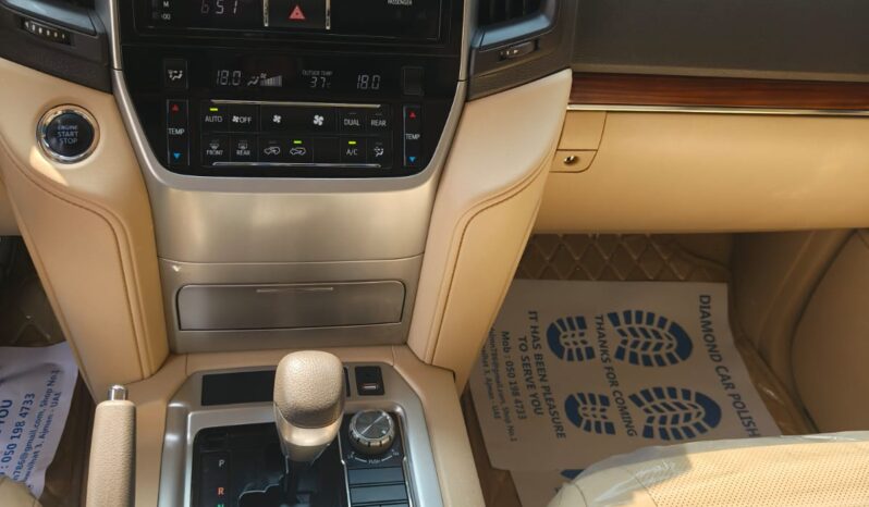 
								LAND CRUISER GXR 2017 full									