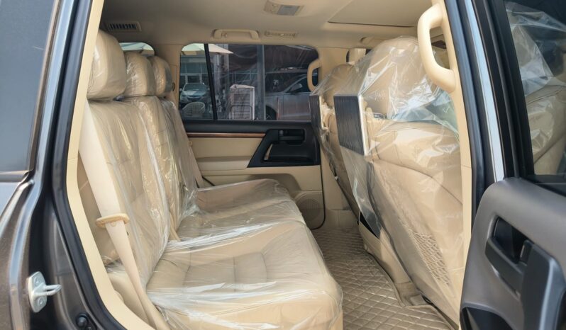 
								LAND CRUISER GXR 2017 full									