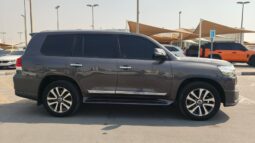 LAND CRUISER GXR 2017